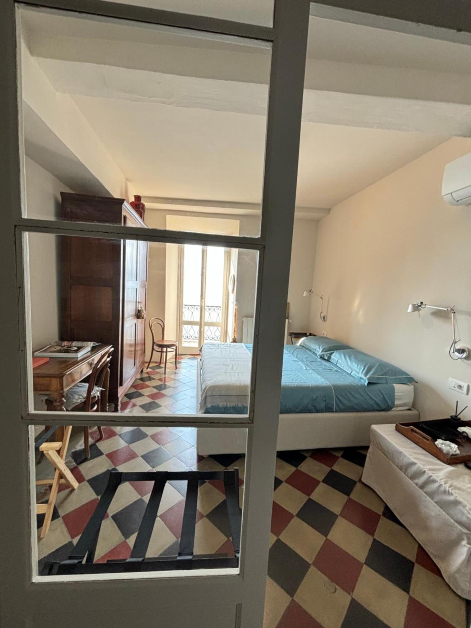 Varenna Caffe Apartment Luaran gambar